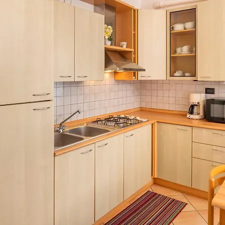 La Cross Apartment