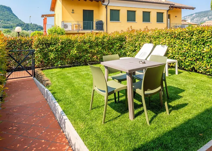 La Cross Apartment *